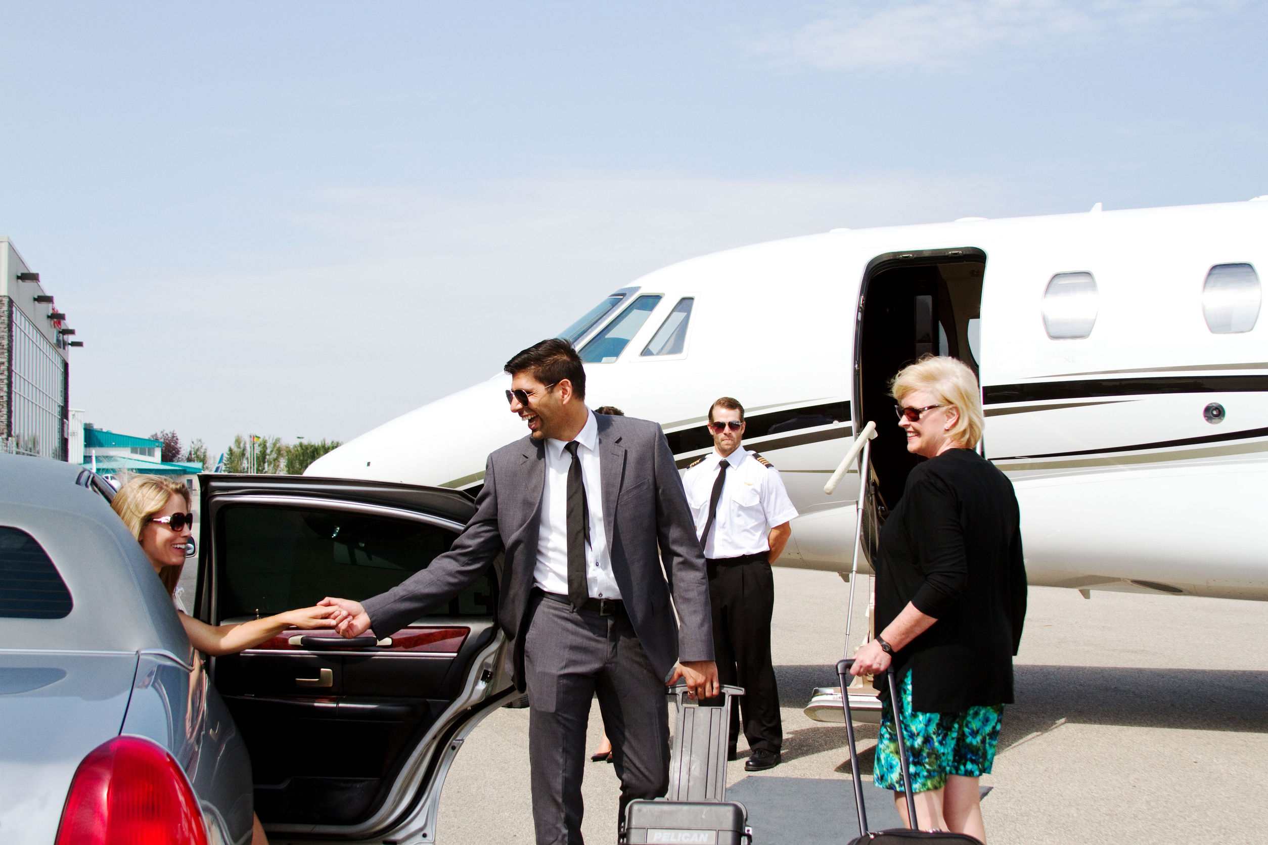 When and Why You Should Consider A Security Chauffeur?