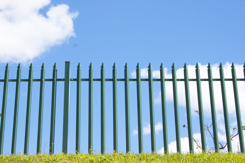 Palisade fencing